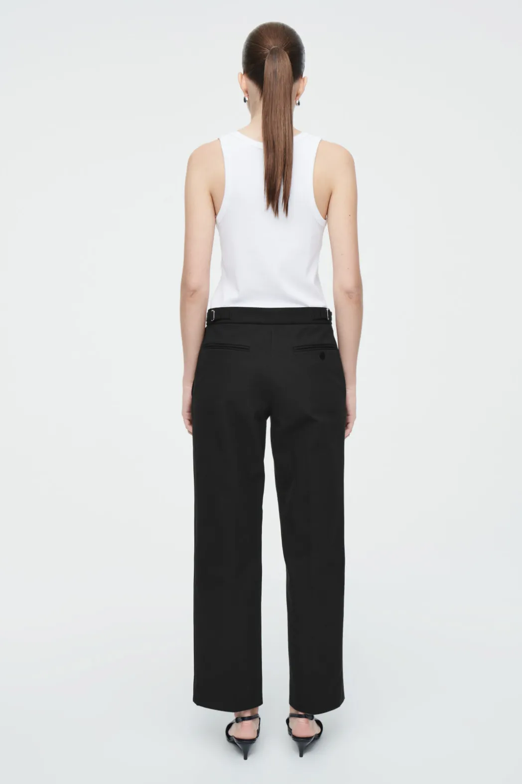 New COS TAPERED COTTON PANTS BLACK