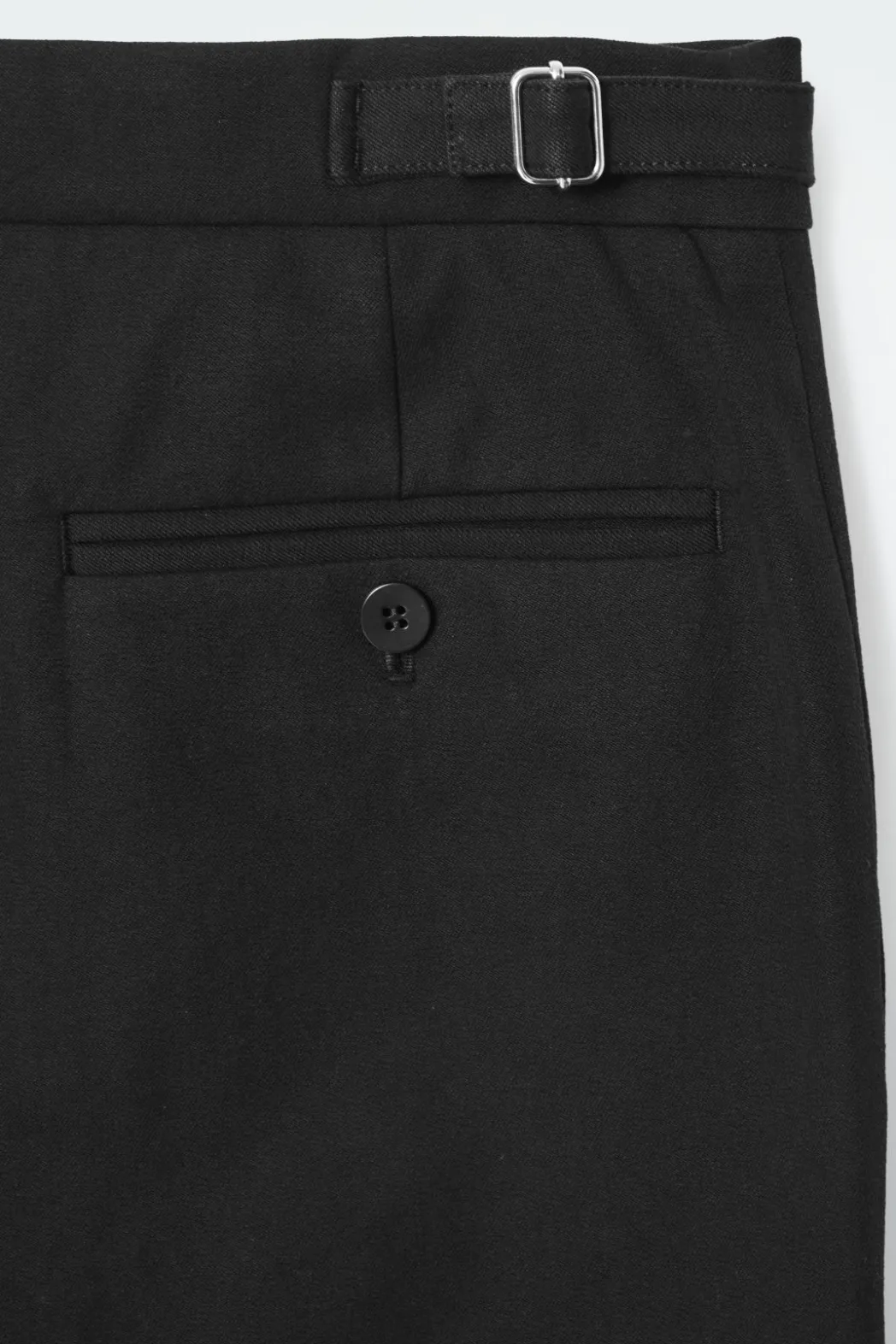 New COS TAPERED COTTON PANTS BLACK