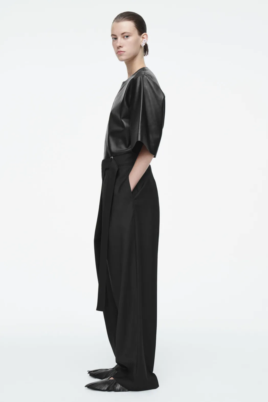 Sale COS TASSELED LEATHER SLINGBACK BALLET FLATS BLACK