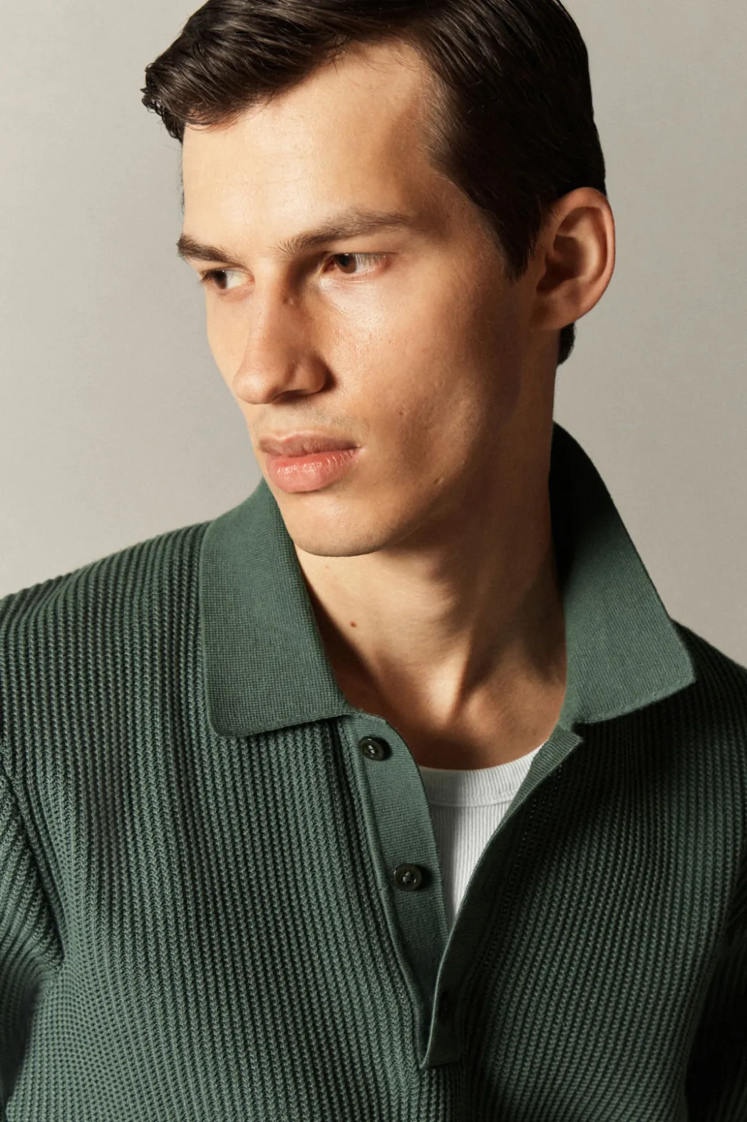 Online COS TEXTURED KNITTED POLO SHIRT GREEN