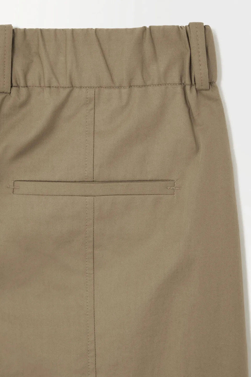 COS THE BARREL-LEG CARGO PANTS BEIGE