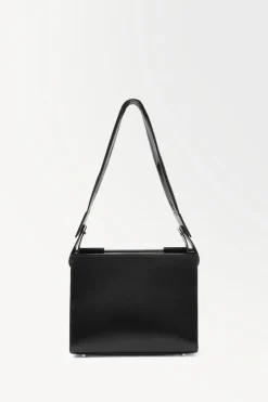 Best COS THE BOX SHOULDER BAG - LEATHER BLACK