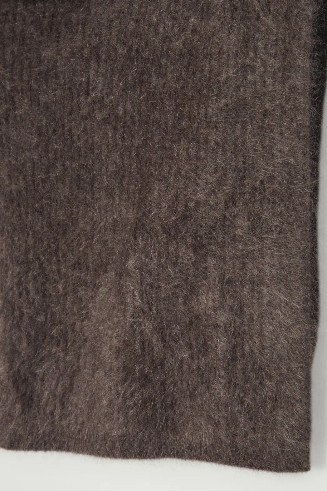 Best COS THE BRUSHED-CASHMERE FUNNEL NECK WARMER CHOCOLATE