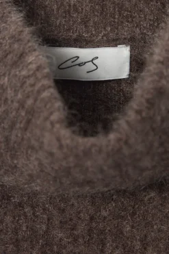 Best COS THE BRUSHED-CASHMERE FUNNEL NECK WARMER CHOCOLATE