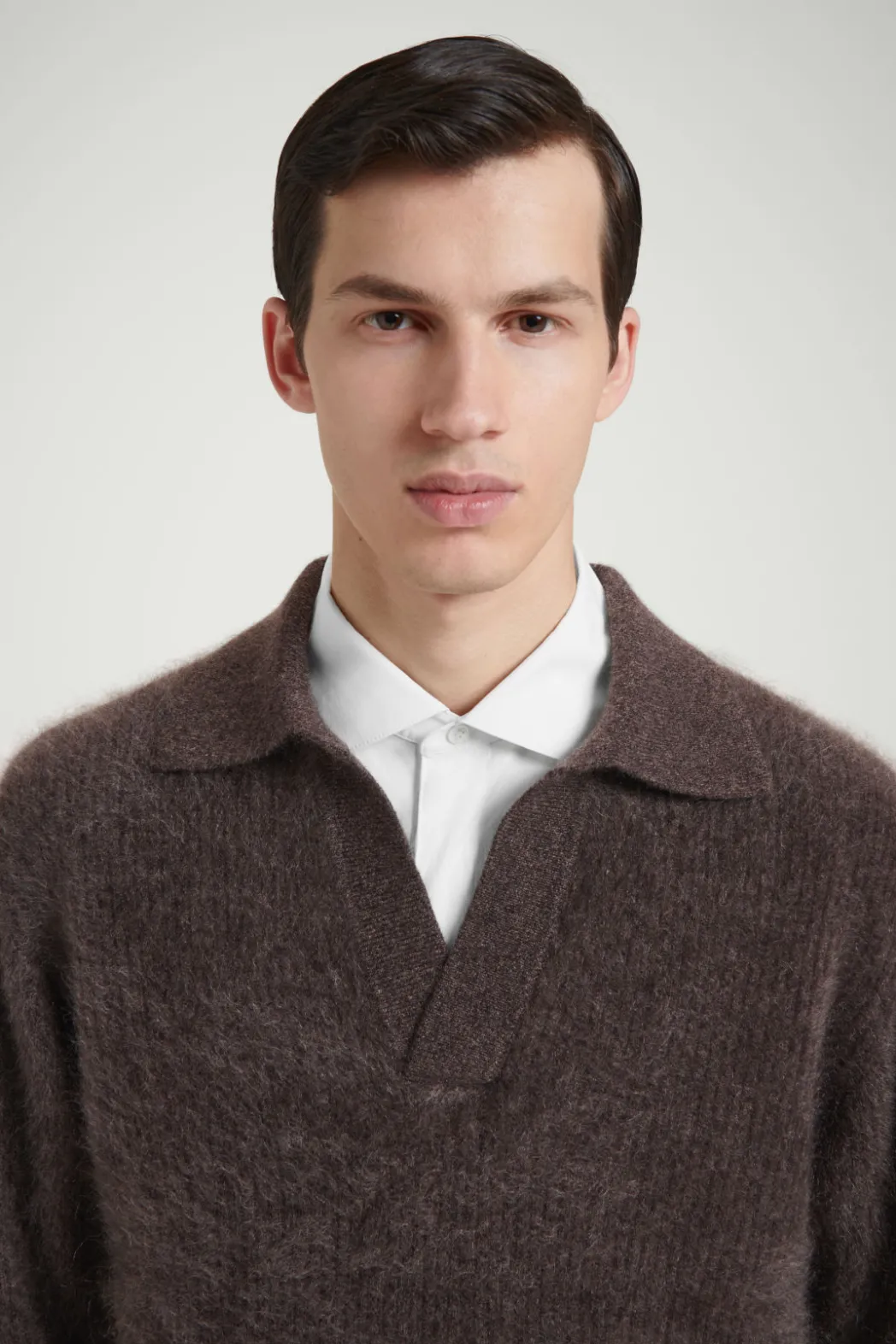 Discount COS THE BRUSHED-CASHMERE POLO SHIRT CHOCOLATE