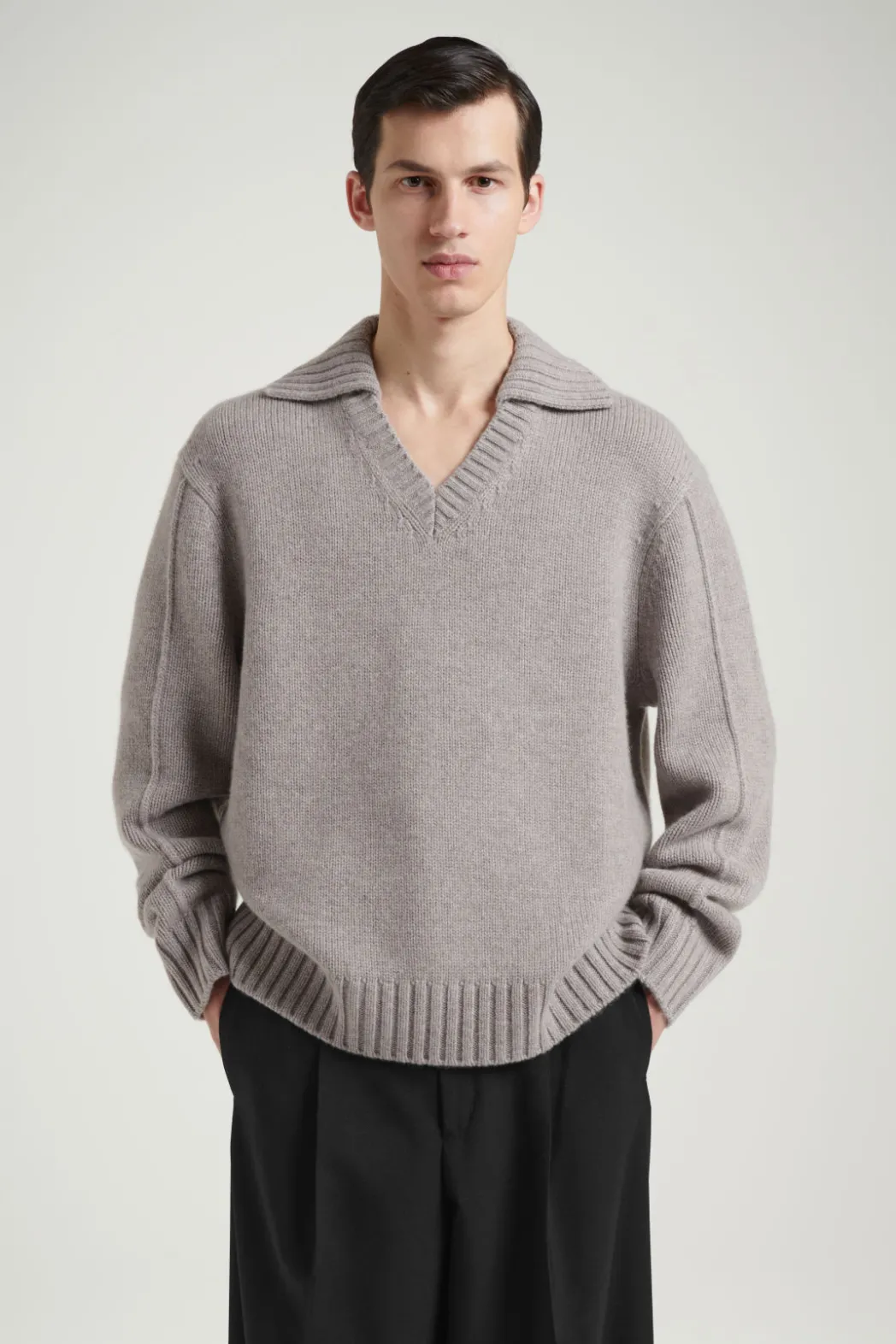 Outlet COS THE CASHMERE POLO SWEATER SAND