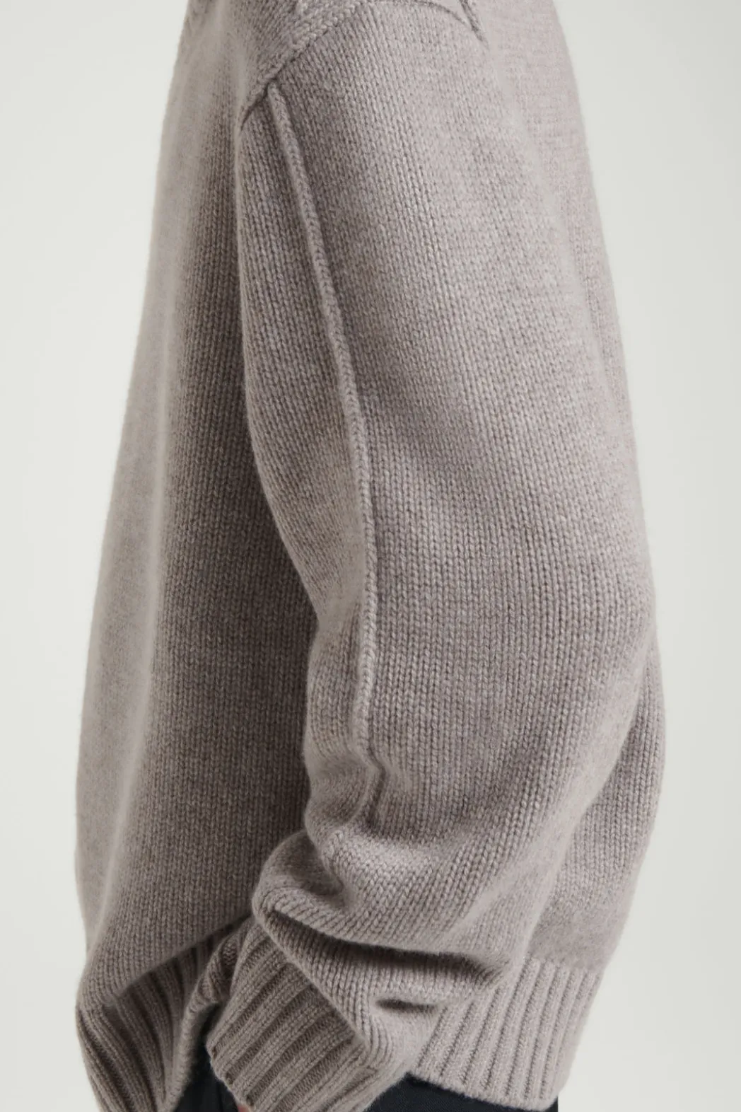 Outlet COS THE CASHMERE POLO SWEATER SAND
