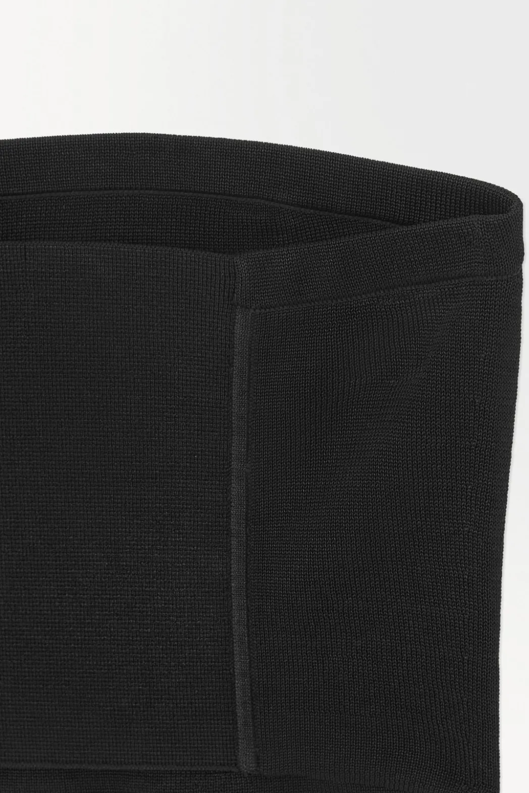 Sale COS THE CLEAN KNITTED BANDEAU BLACK