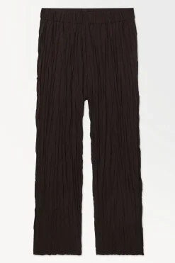 Online COS THE CRINKLED BARREL-LEG PANTS DARK BROWN