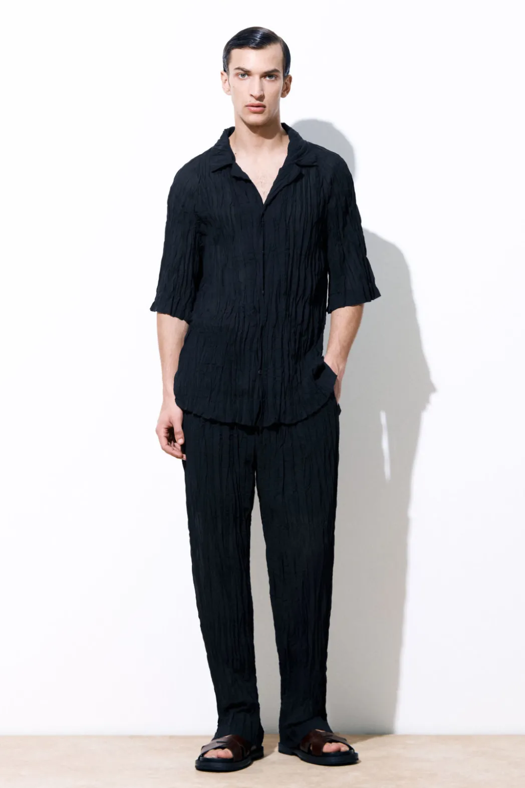 Clearance COS THE CRINKLED WOOL RESORT SHIRT NAVY