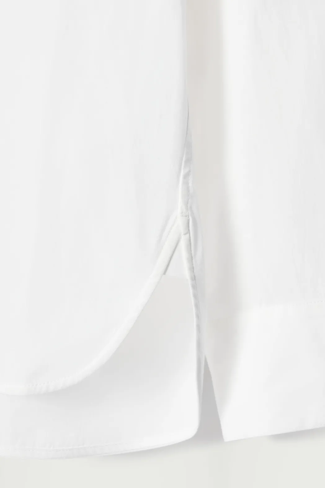 Sale COS THE CUTAWAY-COLLAR SHIRT CHALK