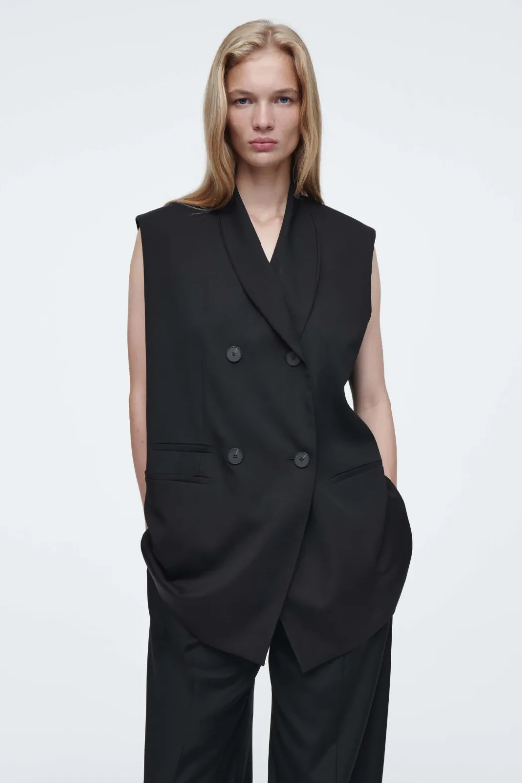 Discount COS THE ELONGATED SLEEVELESS BLAZER CARBON