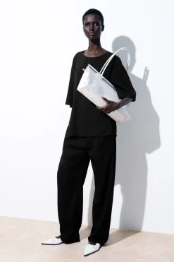 Hot COS THE ESSENTIAL FLUID WOVEN T-SHIRT BLACK