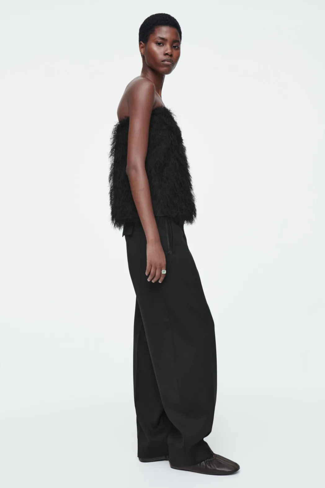 Discount COS THE FEATHERED BANDEAU CARBON
