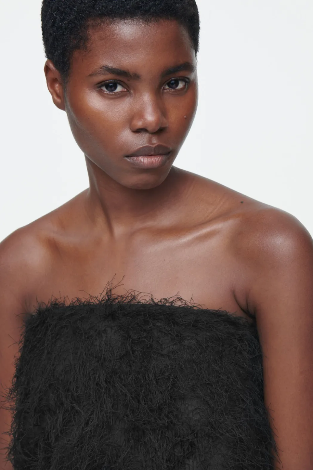 Discount COS THE FEATHERED BANDEAU CARBON