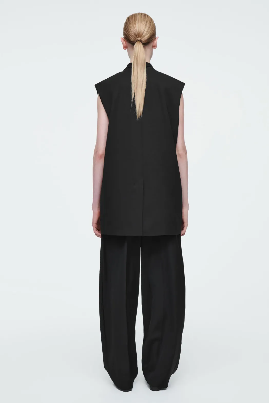 Best COS THE FLUID BARREL-LEG PANTS CARBON