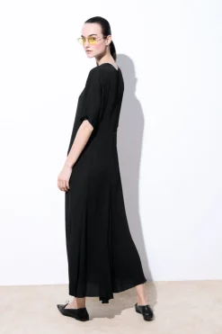 Outlet COS THE FLUID T-SHIRT DRESS BLACK