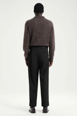 Online COS THE FOLD-UP TAPERED PANTS CARBON