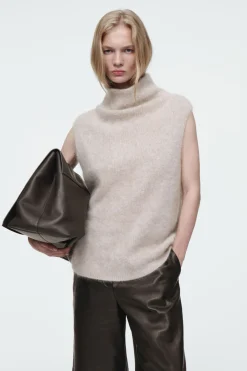 Online COS THE FUNNEL-NECK BRUSHED-CASHMERE TANK LATTE
