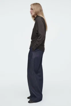 New COS THE FUNNEL-NECK MERINO WOOL SWEATER CHESTNUT