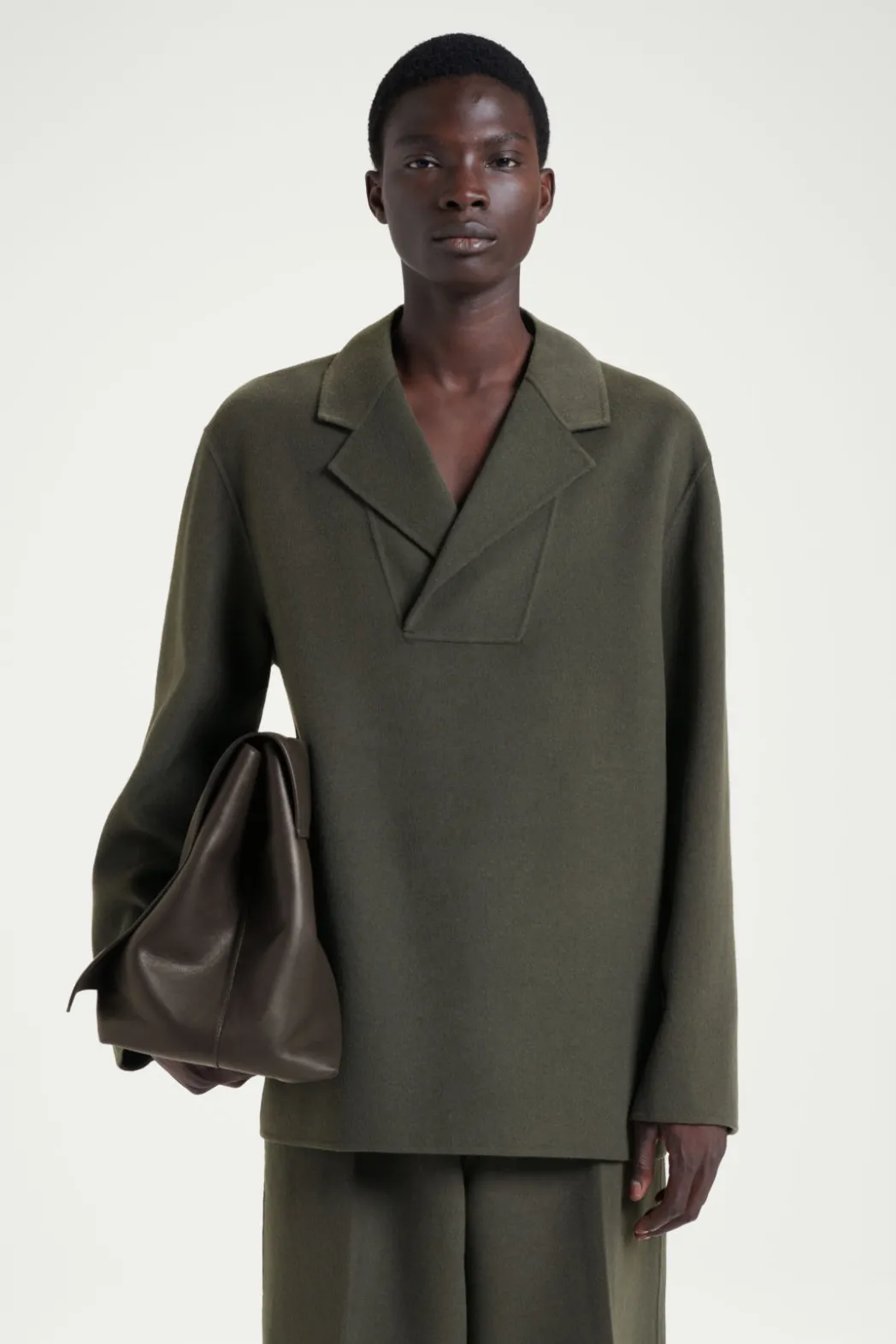 New COS THE HALF-PLACKET OVERSHIRT MOSS