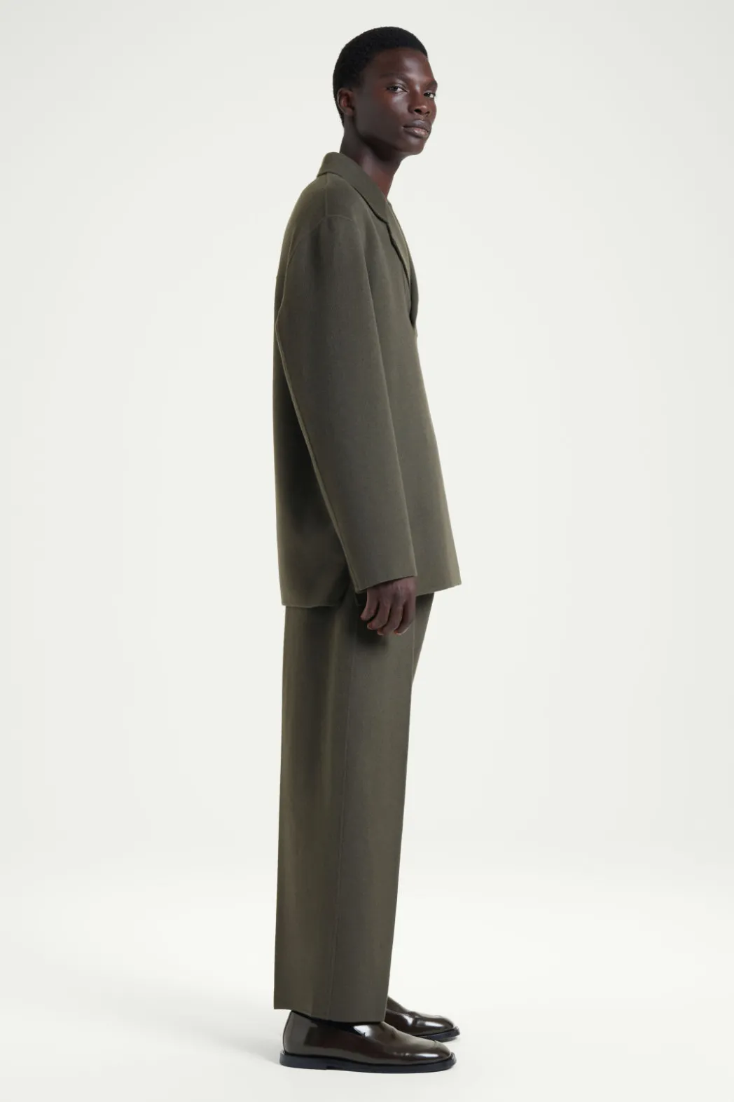 New COS THE HALF-PLACKET OVERSHIRT MOSS