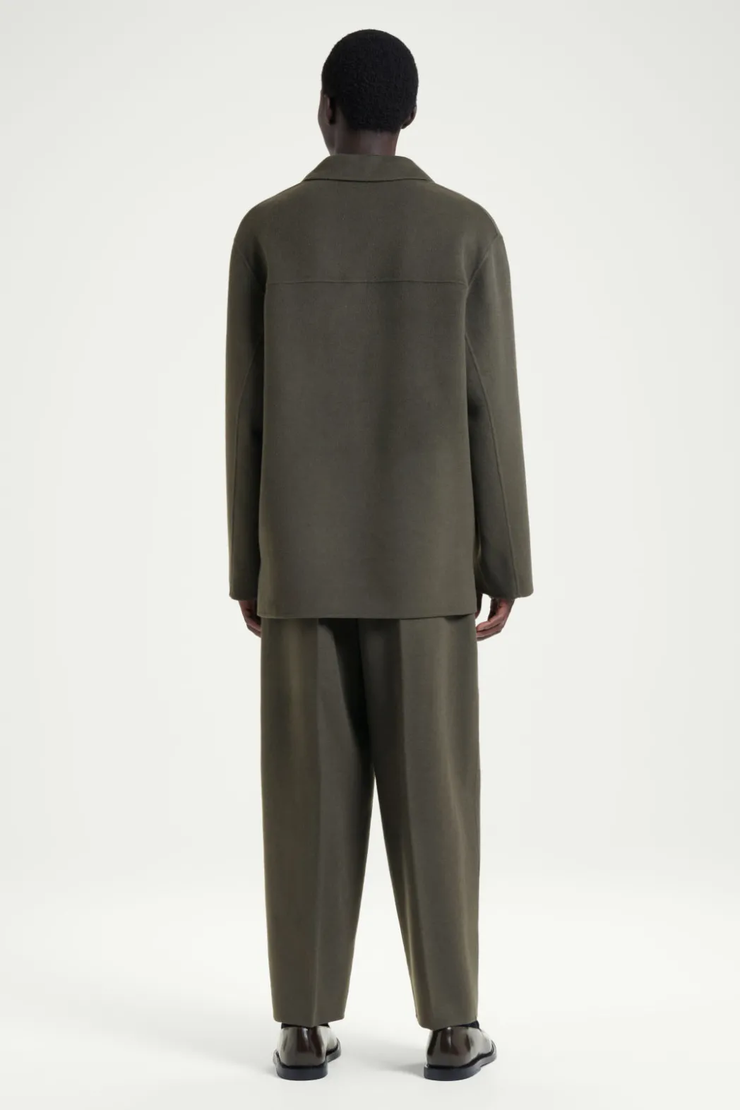 New COS THE HALF-PLACKET OVERSHIRT MOSS