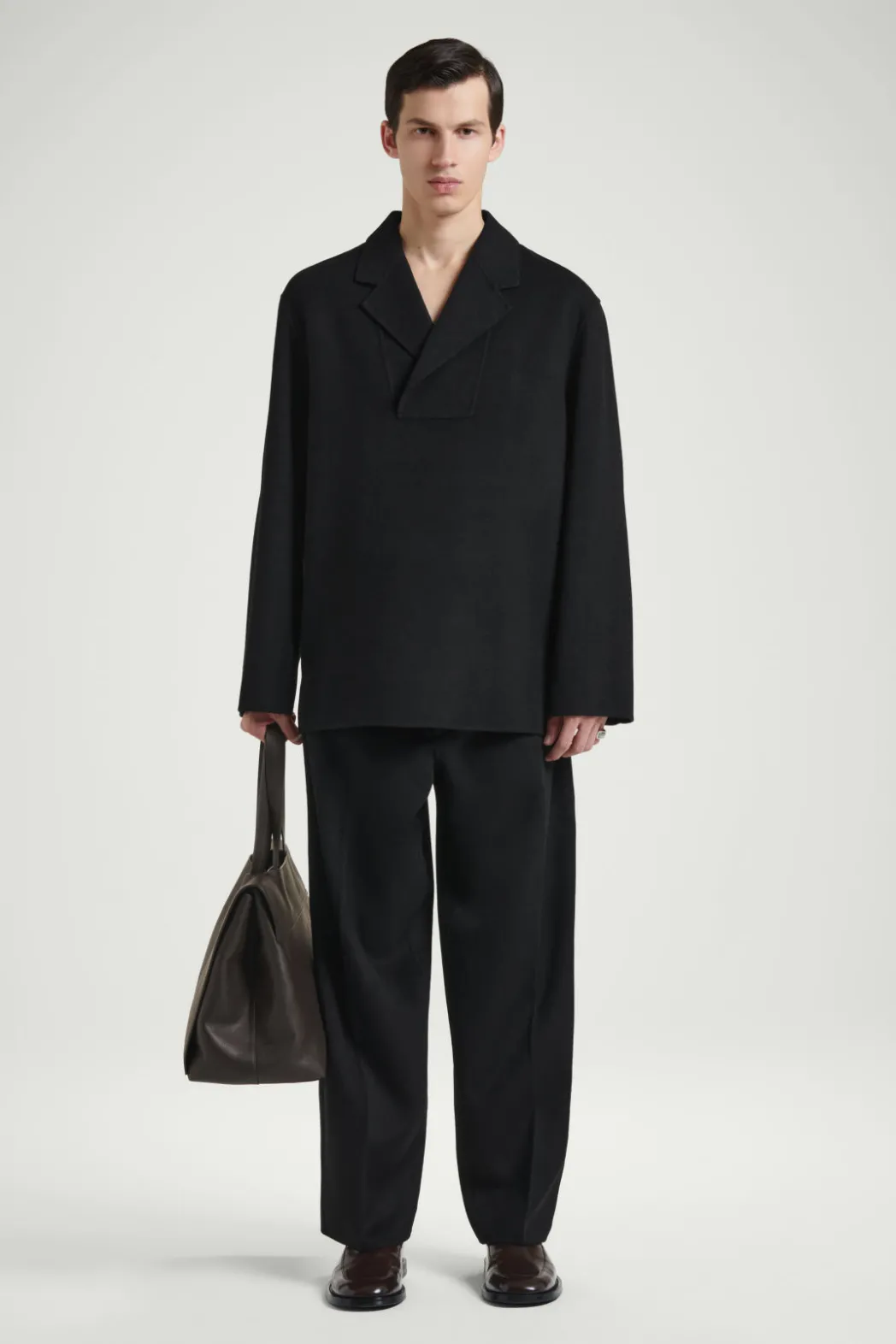 COS THE HALF-PLACKET OVERSHIRT CARBON