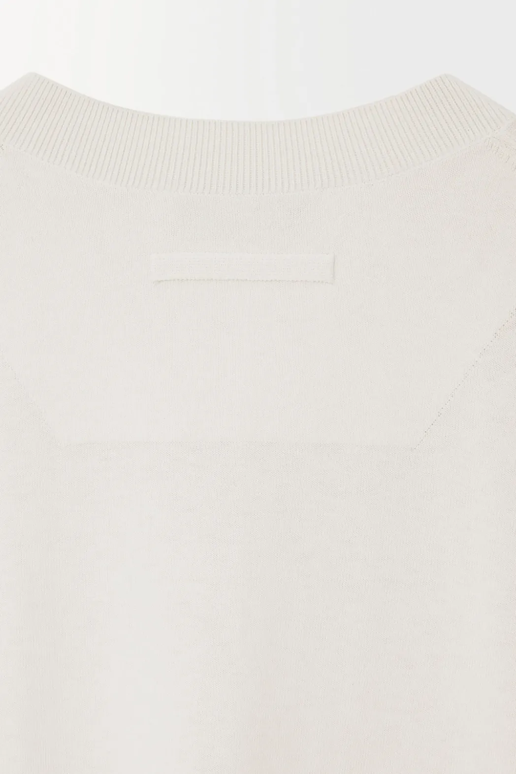 Best COS THE KNITTED SILK T-SHIRT WHITE