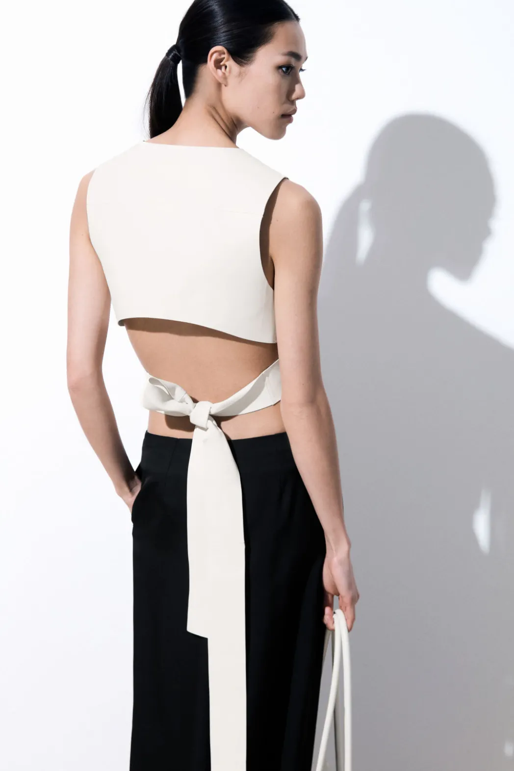 Online COS THE LEATHER WRAP TANK TOP WHITE