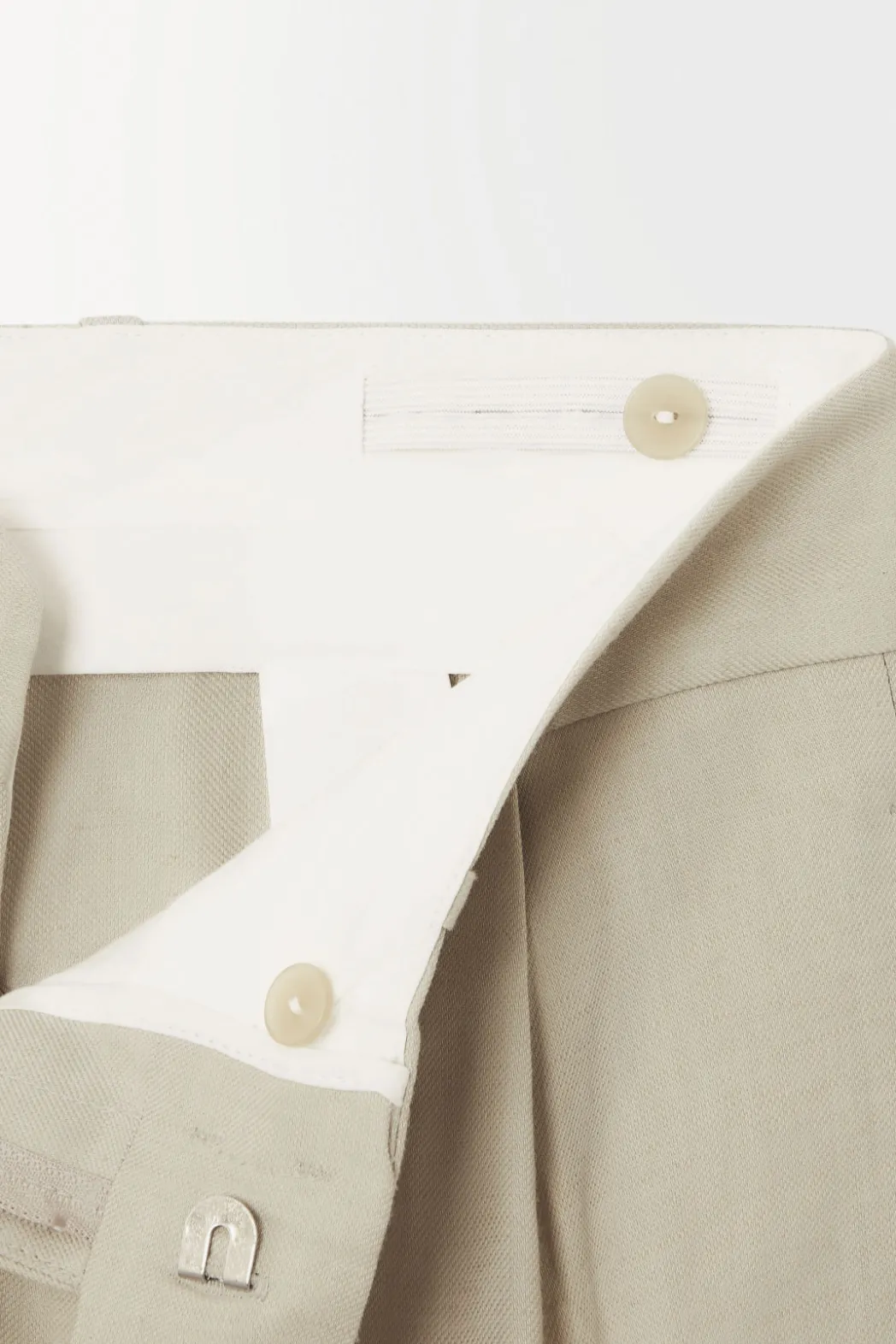 COS THE PLEATED PANTS LIGHT BEIGE