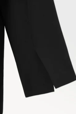 Sale COS THE RELAXED BELTED BLAZER BLACK