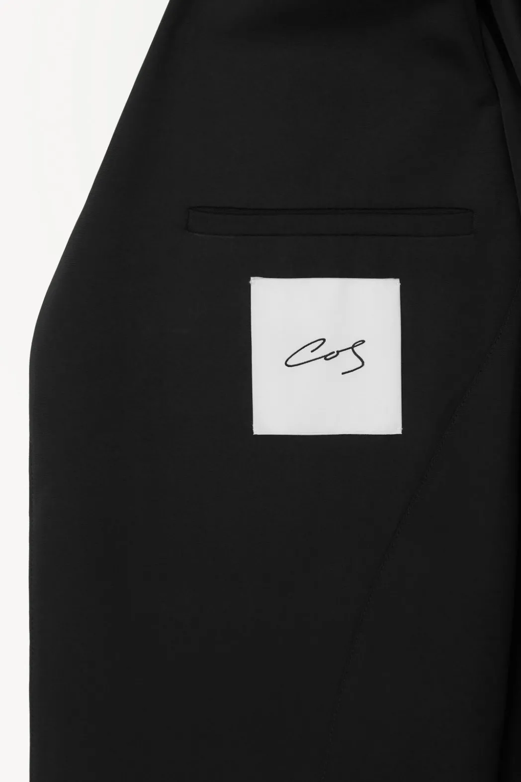 Sale COS THE RELAXED BELTED BLAZER BLACK
