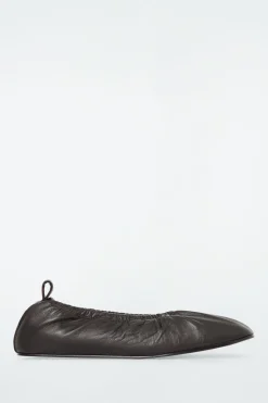 New COS THE RUCHED LEATHER BALLET FLATS CHESTNUT