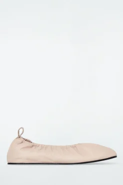 New COS THE RUCHED LEATHER BALLET FLATS POWDERED PINK