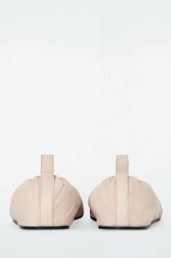 New COS THE RUCHED LEATHER BALLET FLATS POWDERED PINK
