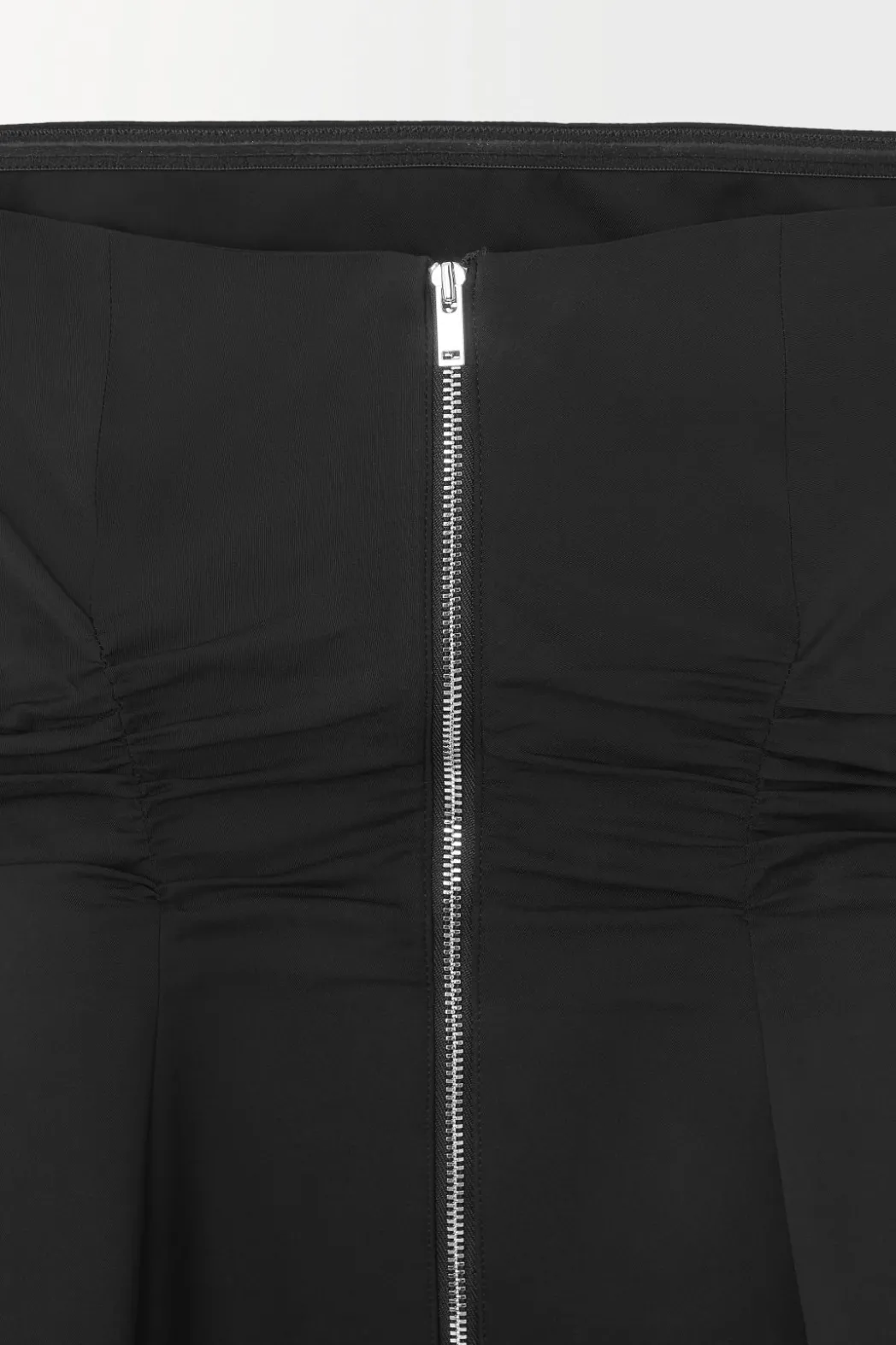 Clearance COS THE SCULPTED BANDEAU BLACK