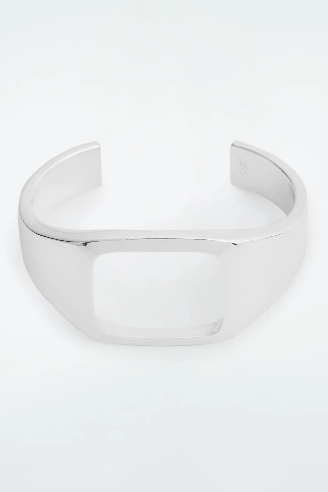 New COS THE SCULPTED CUFF SILVER