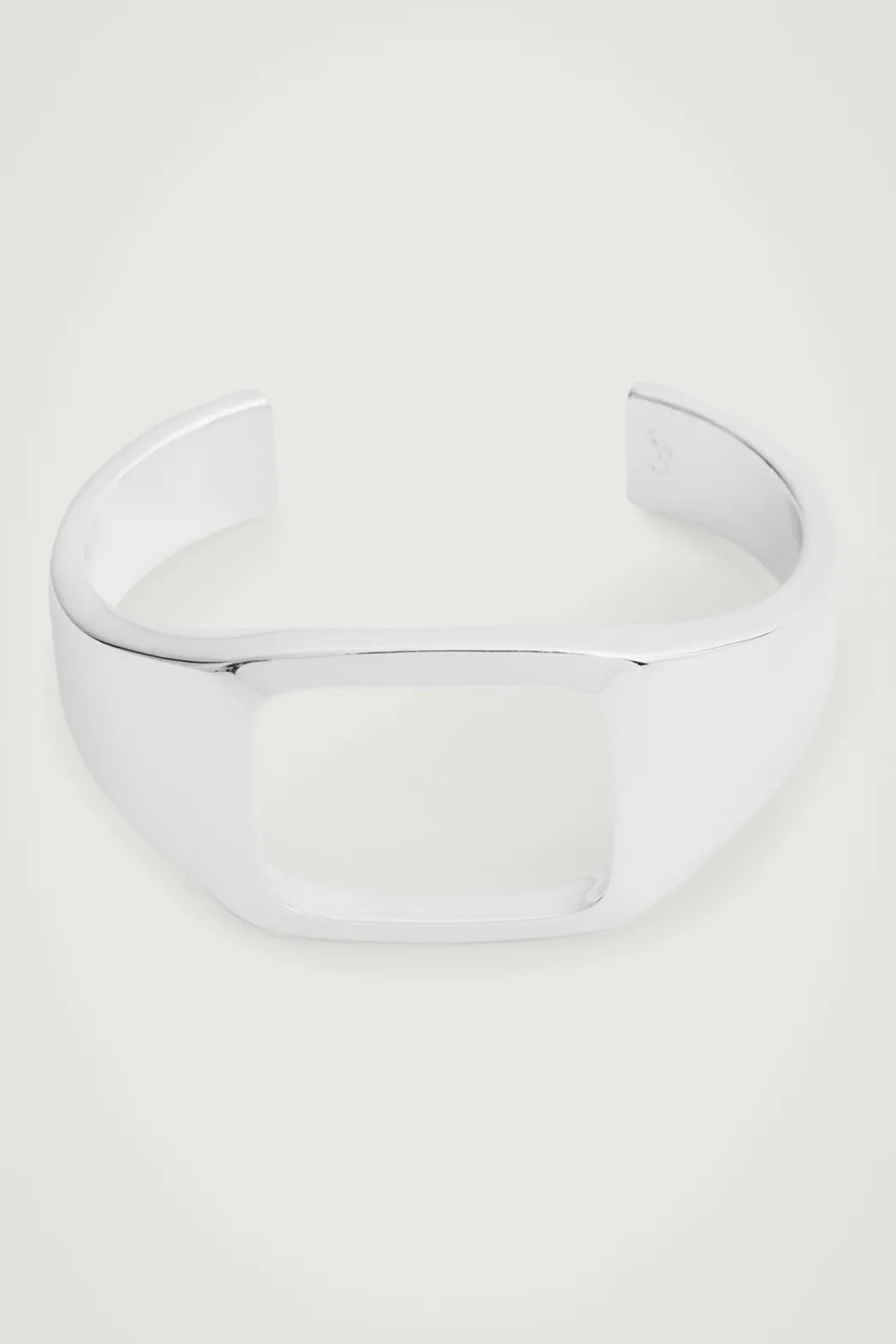 New COS THE SCULPTED CUFF SILVER
