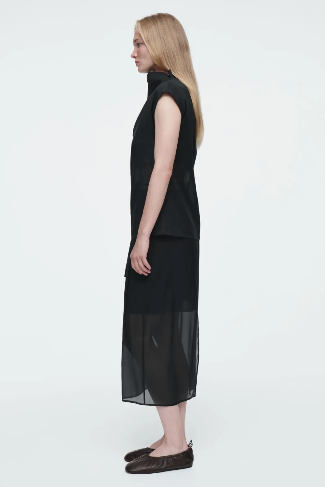Sale COS THE SHEER SLEEVELESS TOP CARBON