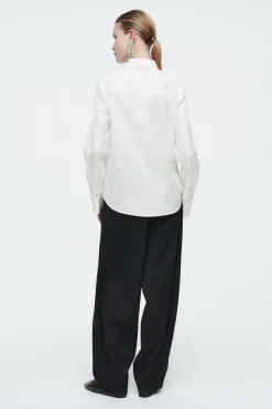 Discount COS THE SIGNATURE COTTON-POPLIN SHIRT CHALK