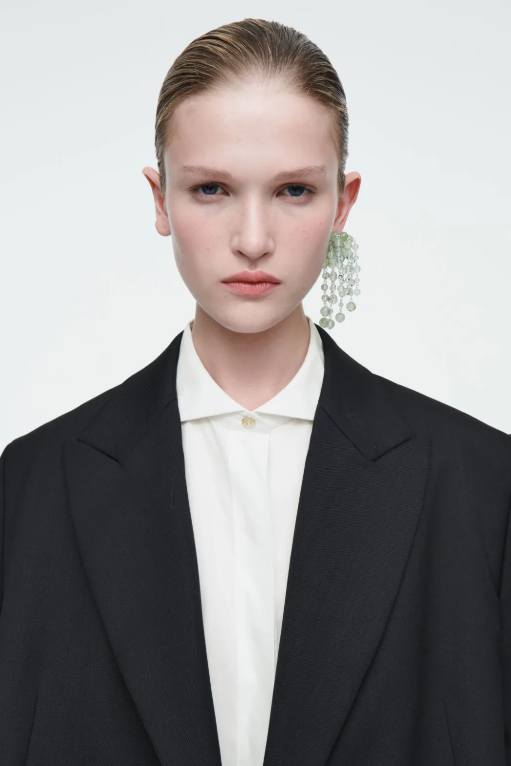 Discount COS THE SIGNATURE COTTON-POPLIN SHIRT CHALK