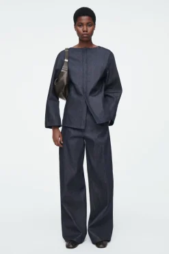 Sale COS THE STRAIGHT-NECK RAW DENIM SHIRT INDIGO