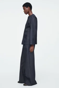 Sale COS THE STRAIGHT-NECK RAW DENIM SHIRT INDIGO