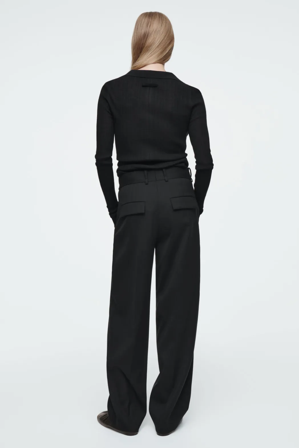 COS THE TAILORED BARREL-LEG PANTS CARBON