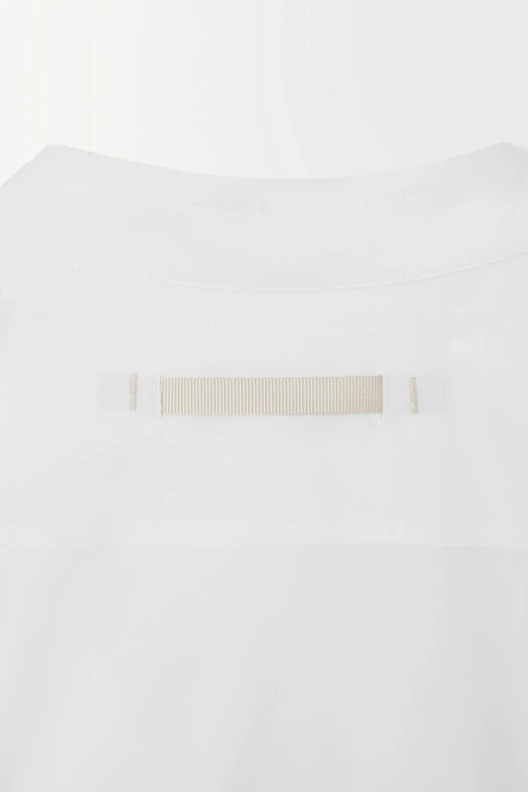 Outlet COS THE TAILORED WAIST SHIRT WHITE