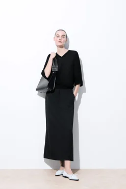 Outlet COS THE TAILORED WOOL TWILL SKIRT BLACK