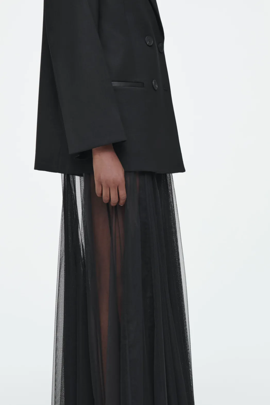 Discount COS THE TULLE MAXI DRESS CARBON