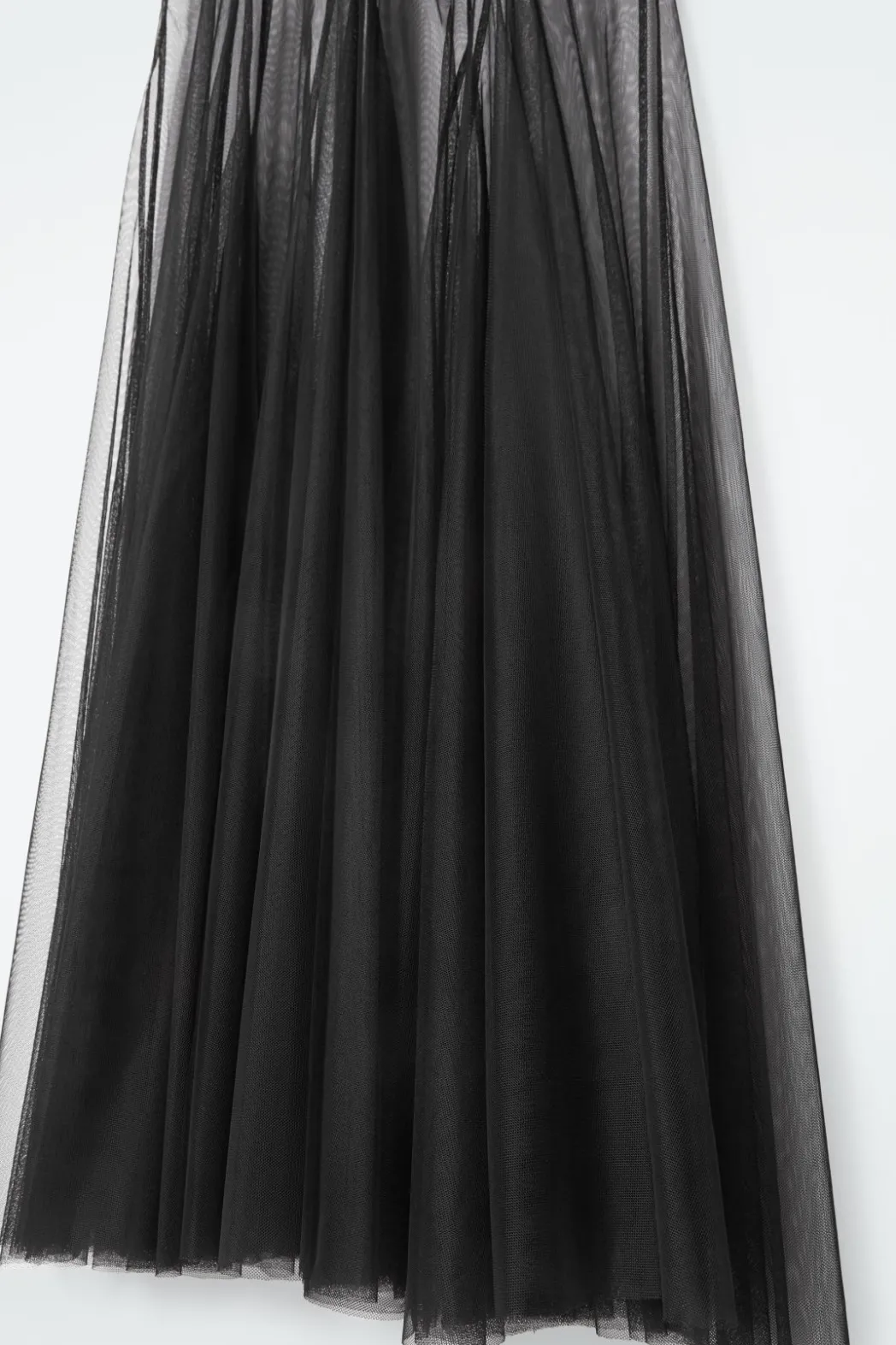 Discount COS THE TULLE MAXI DRESS CARBON