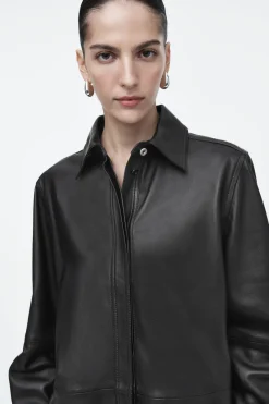 Outlet COS TOPSTITCHED LEATHER SHIRT BLACK